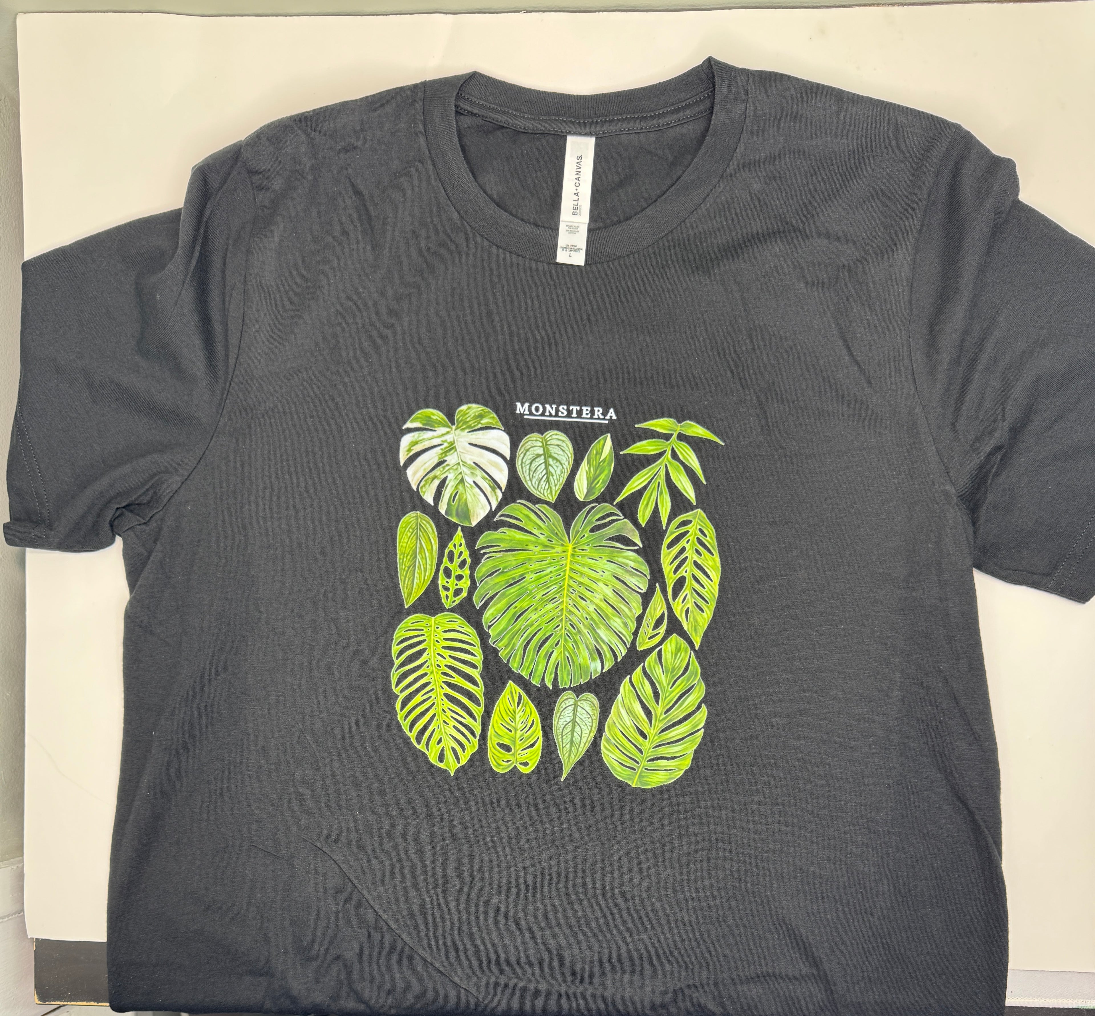 Women's Black Monstera Leaf Print T-Shirt| Sizes S M L XL | Soft Tee Tropical Leaf Print