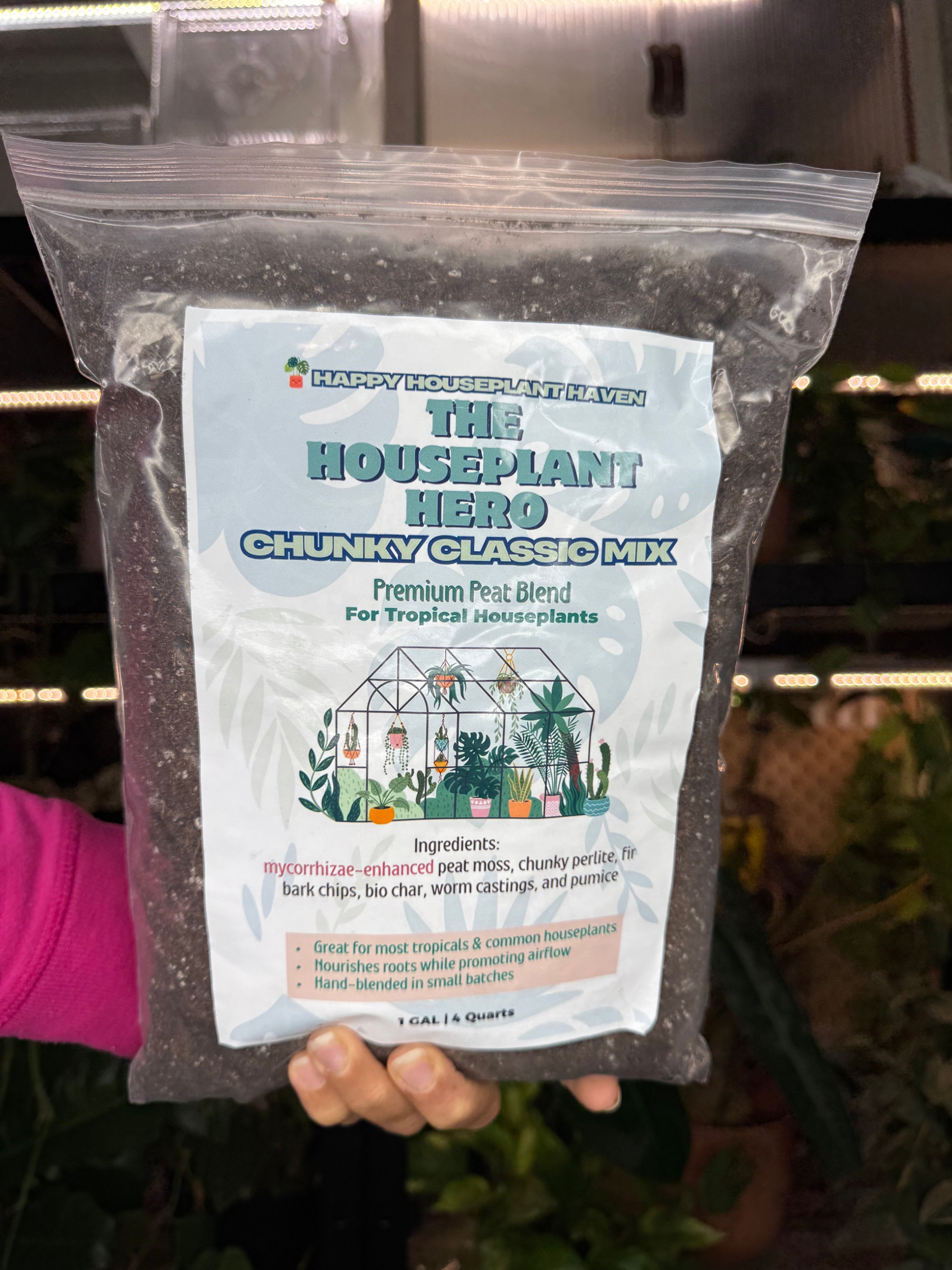 The Houseplant Hero | Chunky Classic Potting Mix – Breathable Soil for Houseplants Pothos Peace Lily Peperomia – Helps Prevent Root Rot