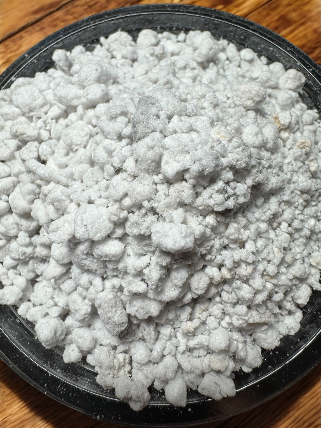 Fine Perlite – Lightweight Soil Additive for Drainage, Aeration & Root Health in Houseplants