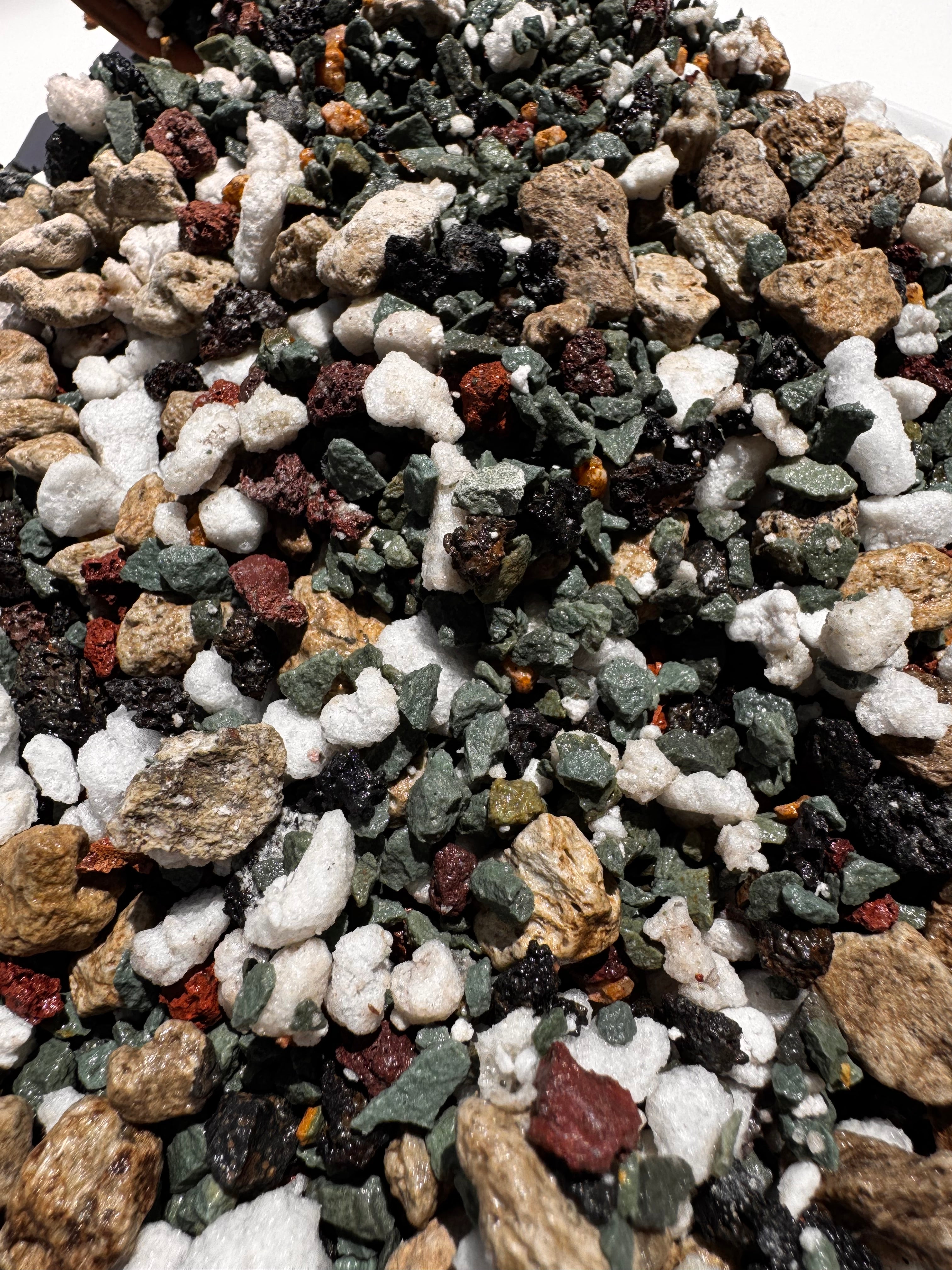The Semi-Hydro Solution | Chunky PON Soil-Free Mix for Semi-Hydroponics & Self-Watering Pots | Mineral Plant Substrate